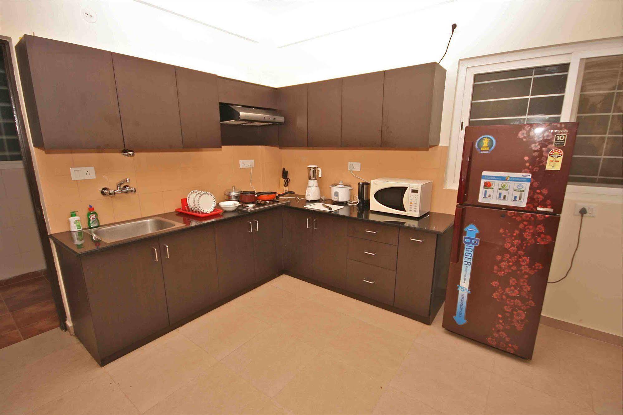 Treebo Trend Sterling Suites Inn Бангалор Екстериор снимка