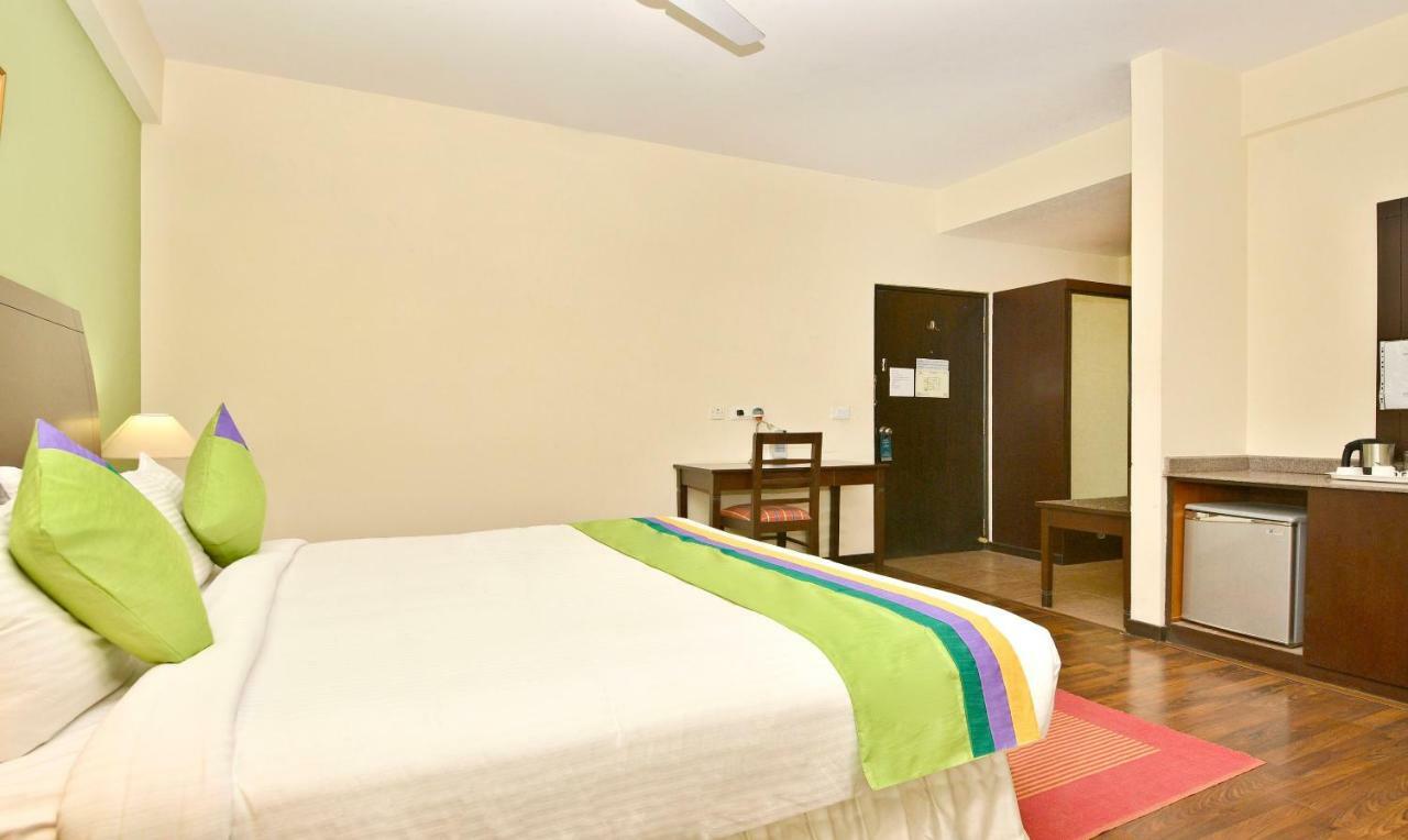 Treebo Trend Sterling Suites Inn Бангалор Екстериор снимка
